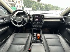 Volvo XC40 T4 AWD Smart Remote Luxury Edition - ფოტო 17