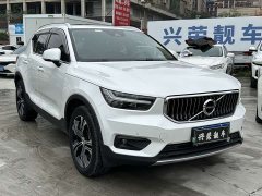 Volvo XC40 T4 AWD Smart Remote Luxury Edition - ფოტო 3
