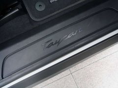 Porsche 2020 Porsche Taycan - ფოტო 11