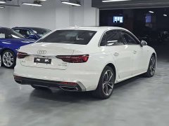 Audi A4L 40 TFSI Fashion Dynamic - ფოტო 4