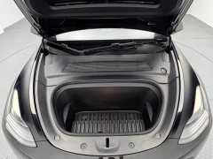 Tesla Model Y Rear-Wheel Drive - ფოტო 12