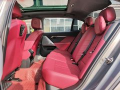 BMW 5 Series 530Li Premier M Sport Package - ფოტო 7