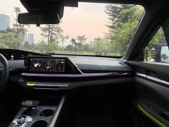 Changan UNI-V 1.5T Sport Edition - ფოტო 13