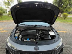 Changan UNI-V 1.5T Sport Edition - ფოტო 16
