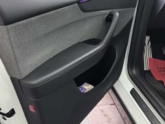 Tesla Model Y Rear-Wheel Drive - ფოტო 9