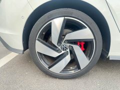 Volkswagen Golf GTI 2021 380TSI DSG GTI - ფოტო 10