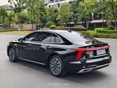 FAW Red Flag H5 2.0T Automatic Smart Connected Flagship Comfort Edition - ფოტო 14
