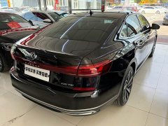 Volkswagen Passat 330TSI Luxury - ფოტო 13