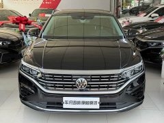 Volkswagen Passat 330TSI Luxury - ფოტო 2