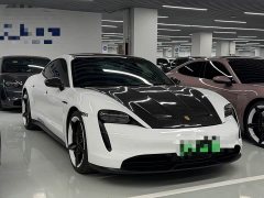 Porsche 2020 Porsche Taycan - ფოტო 3