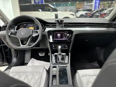 Volkswagen Magotan 2 Million Units Commemorative Edition 330TSI DSG Luxury - ფოტო 12
