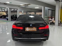 BMW 5 Series 525Li Luxury Package - ფოტო 8