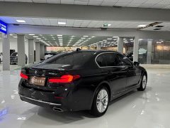 BMW 5 Series 525Li Luxury Package - ფოტო 9