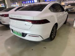 BYD Qin PLUS Glory Edition DM-i 55KM Leading - ფოტო 6