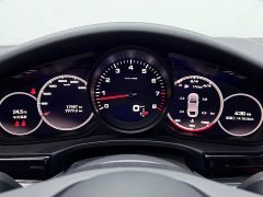 Porsche 2023 Panamera Executive Extended Wheelbase 2.9T - ფოტო 17