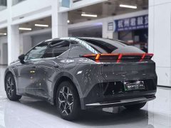 Lynk & Co Geely Linker 20 530km Rear-wheel Drive Pro - ფოტო 14