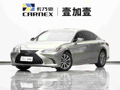 Lexus ES 2022 300h Excellence Edition - ფოტო 1