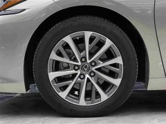 Lexus ES 2022 300h Excellence Edition - ფოტო 4