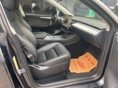 Tesla Model Y Long Range All-Wheel Drive - ფოტო 12