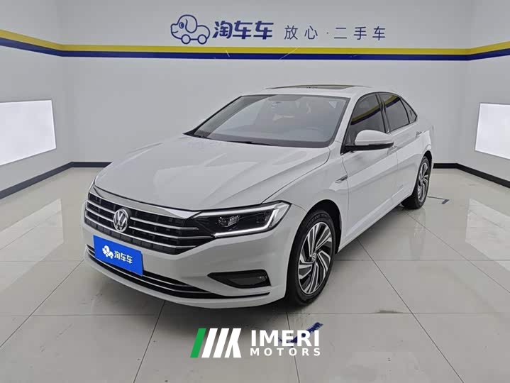 Volkswagen Sagitar 280TSI DSG Flying Edition