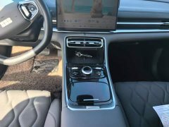 Geely Galaxy A7 EM-i 70km Explorer Edition - ფოტო 16