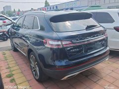 Lincoln Explorer 2.7T AWD Elite - ფოტო 13