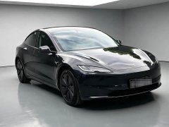 Tesla Model 3 Rear-Wheel Drive - ფოტო 3