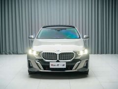 BMW 5 Series 530Li Premier M Sport Package - ფოტო 2