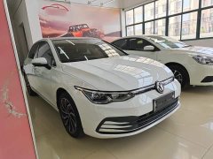 Volkswagen Golf 2021 280TSI DSG Pro - ფოტო 3