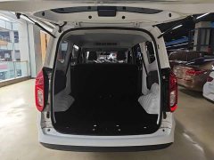 Wuling Hongguang New Energy 2024 Pure Electric 300KM Standard - ფოტო 18