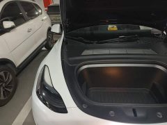Tesla Model Y Rear-Wheel Drive - ფოტო 18