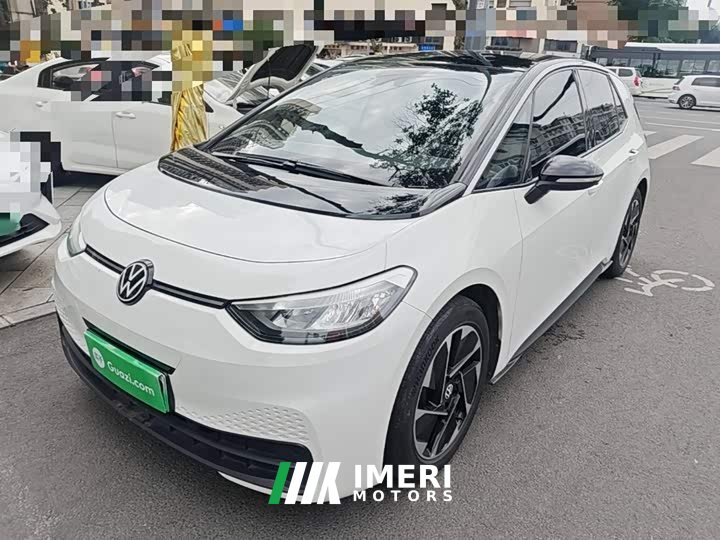 Volkswagen ID.3 Outstanding Edition - ავტომობილი ჩინეთიდან