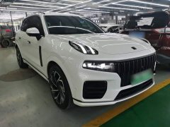Lynk & Co 09 EM-P 2021 2.0T PHEV Ultra 7-Seater - ფოტო 3