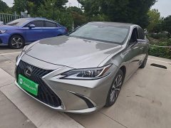 Lexus ES 2021 200 Luxury - ფოტო 1