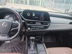 Lexus ES 2021 200 Luxury - ფოტო 12