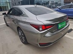 Lexus ES 2021 200 Luxury - ფოტო 4