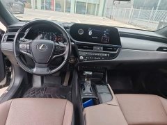 Lexus ES 2021 200 Luxury - ფოტო 9