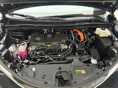 Toyota Gravia 2.5L Hybrid Respect MAX AWD Edition - ფოტო 10
