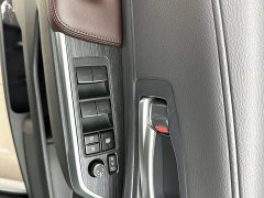Toyota Gravia 2.5L Hybrid Respect MAX AWD Edition - ფოტო 15