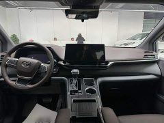 Toyota Gravia 2.5L Hybrid Respect MAX AWD Edition - ფოტო 3