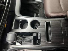 Toyota Gravia 2.5L Hybrid Respect MAX AWD Edition - ფოტო 6