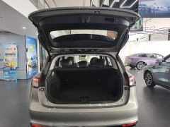 SAIC Shangjie H5 Extended Range Pro - ფოტო 18