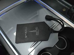 Tesla Model Y Rear-Wheel Drive - ფოტო 8
