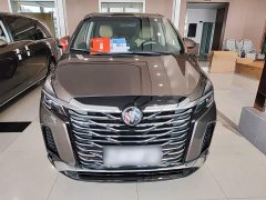 Buick GL8 Land Business Class Smart Edition - ფოტო 2
