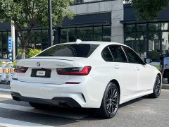 BMW 3 Series 325Li M Sport Night Edition Package - ფოტო 11