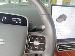 Li Auto Ideal L8 Air - ფოტო 13