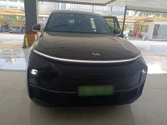 Li Auto Ideal L8 Air - ფოტო 2