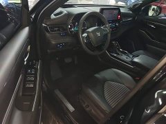 Toyota Crown Venza 2022 2.5L HEV AWD Premium - ფოტო 15