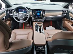 Volvo V90 Cross Country B5 AWD Plus - ფოტო 13