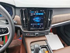 Volvo V90 Cross Country B5 AWD Plus - ფოტო 17